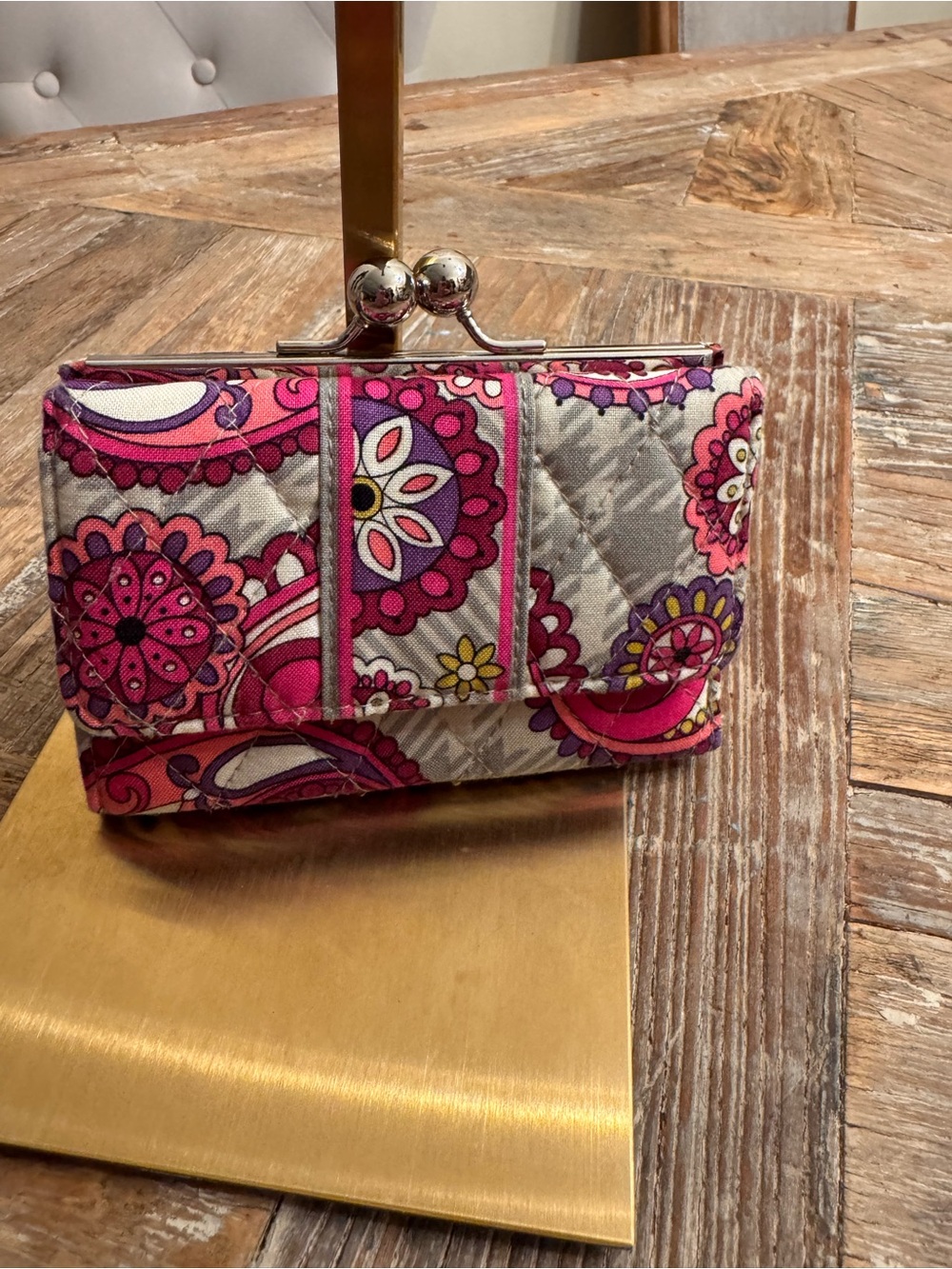 Vera Bradley Kiss-lock Wallet - Pink & Gray